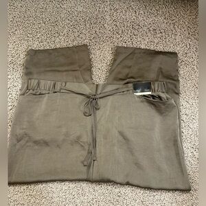 LANE BRYANT size 18 Olive Green Drawstring Elastic Waist Capri Pants NEW $48